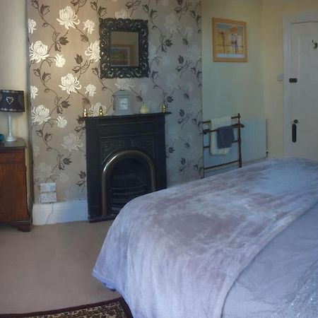 Turret Corner, Colwyn Bay, 5Min Walk To Sandy Beach Villa คอนวี ภายนอก รูปภาพ
