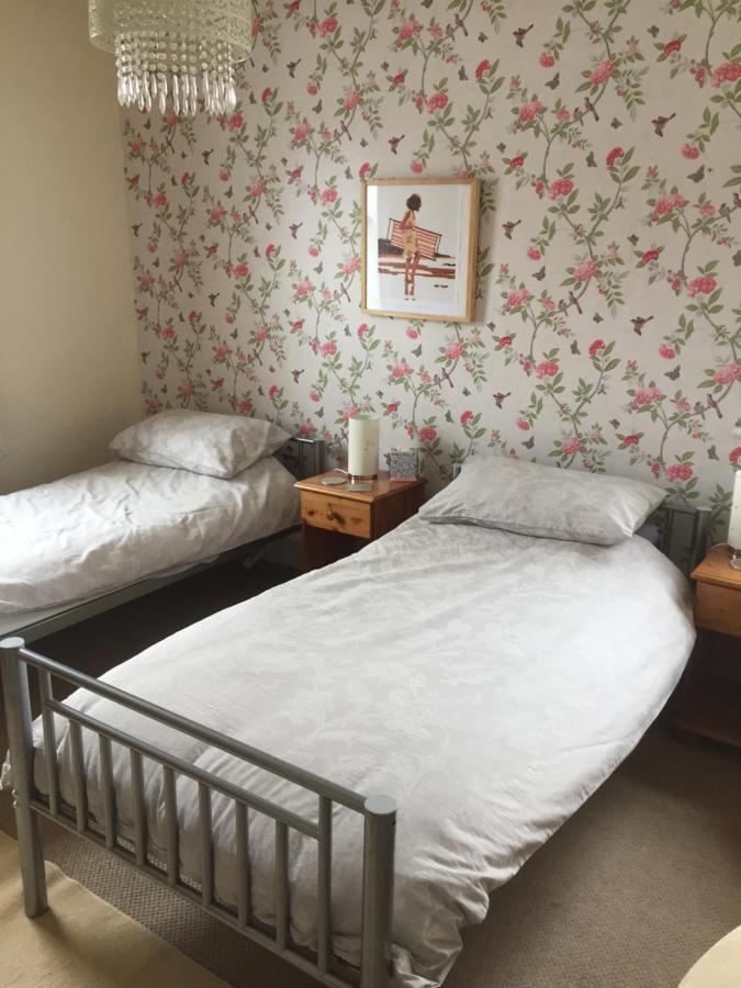Turret Corner, Colwyn Bay, 5Min Walk To Sandy Beach Villa คอนวี ภายนอก รูปภาพ